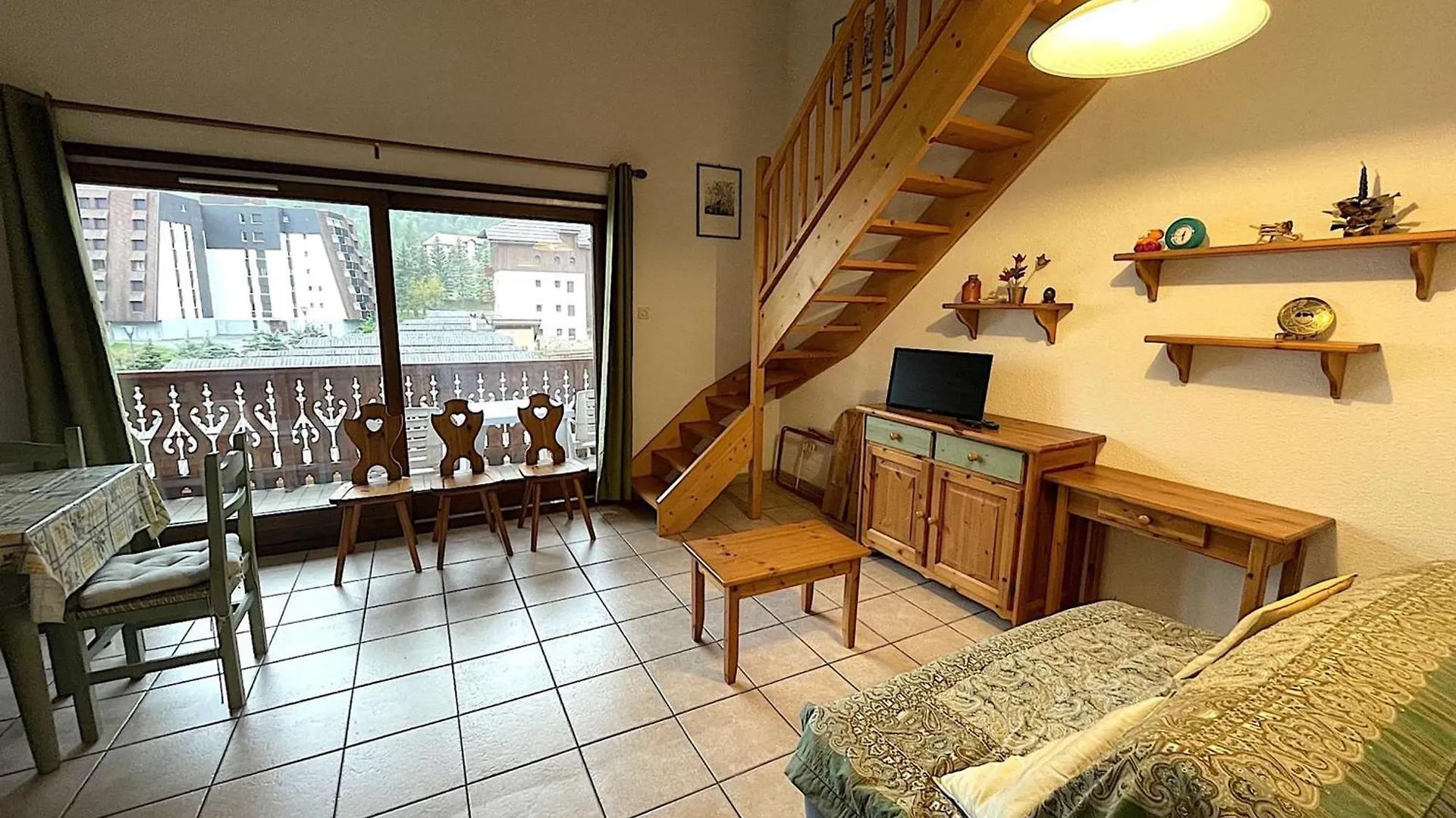 Duplex Lumineux 3 Pieces, 7 Couchages, Pres Des Pistes Et Commodites - La Salle-Les-Alpes - Fr-1-330F-192 contacts